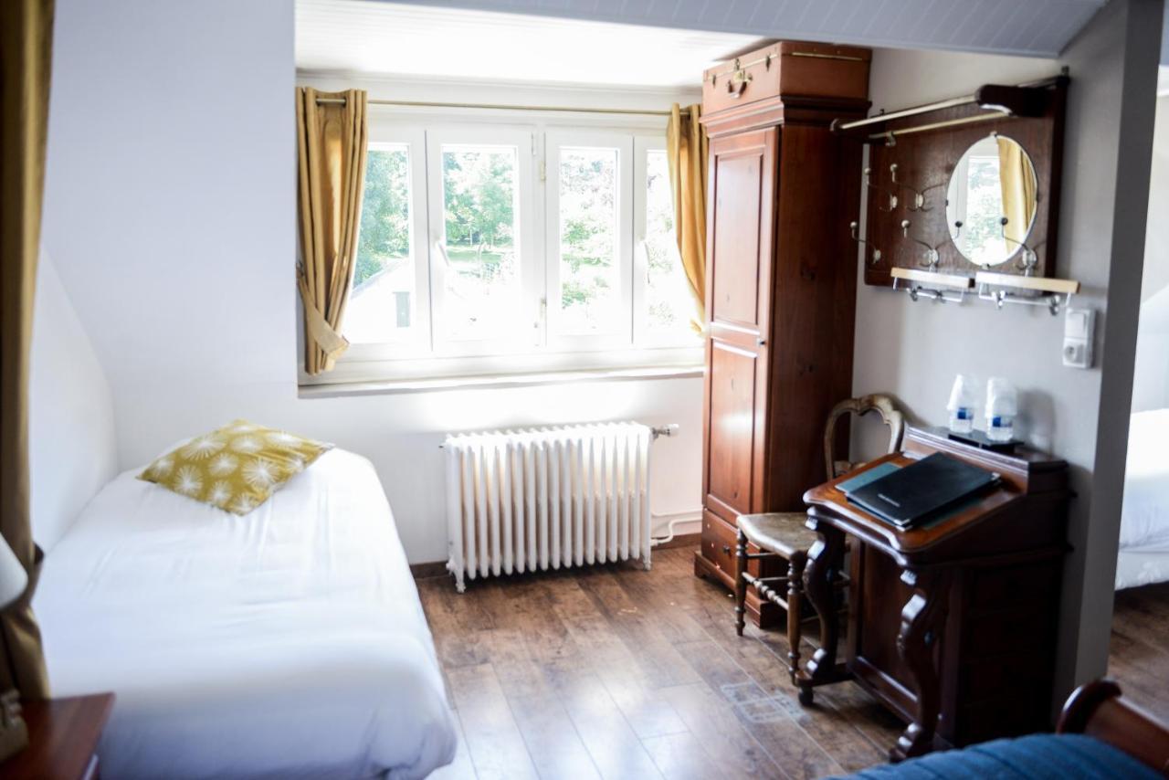 Hotel Logis Le Saint Hubert Haybes Exteriér fotografie
