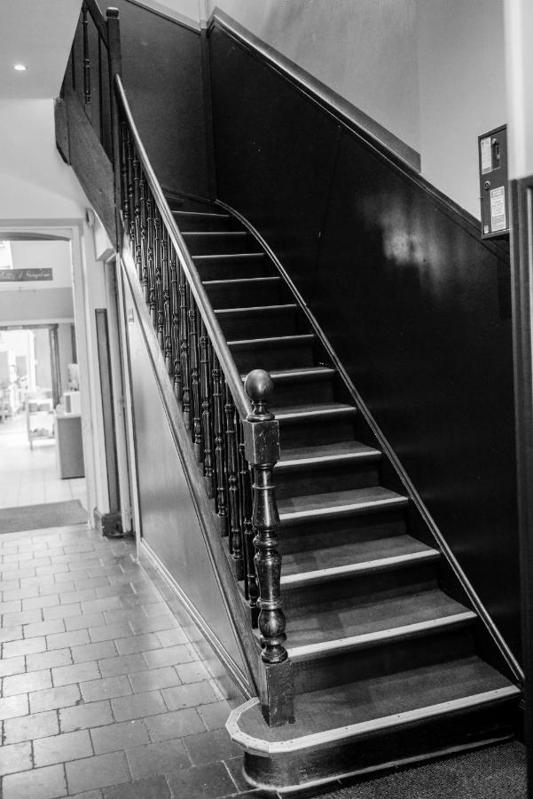 Hotel Logis Le Saint Hubert Haybes Exteriér fotografie