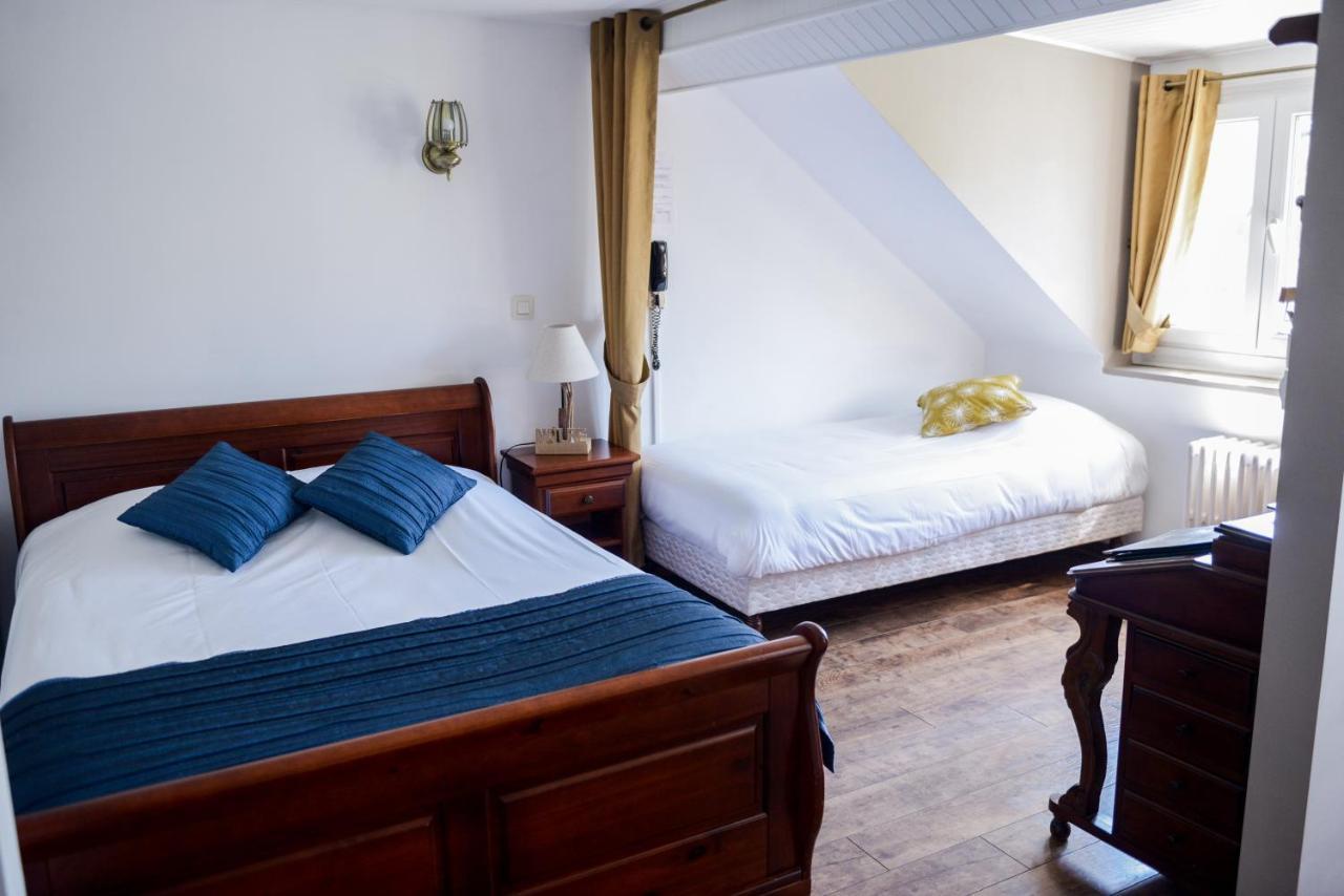 Hotel Logis Le Saint Hubert Haybes Exteriér fotografie